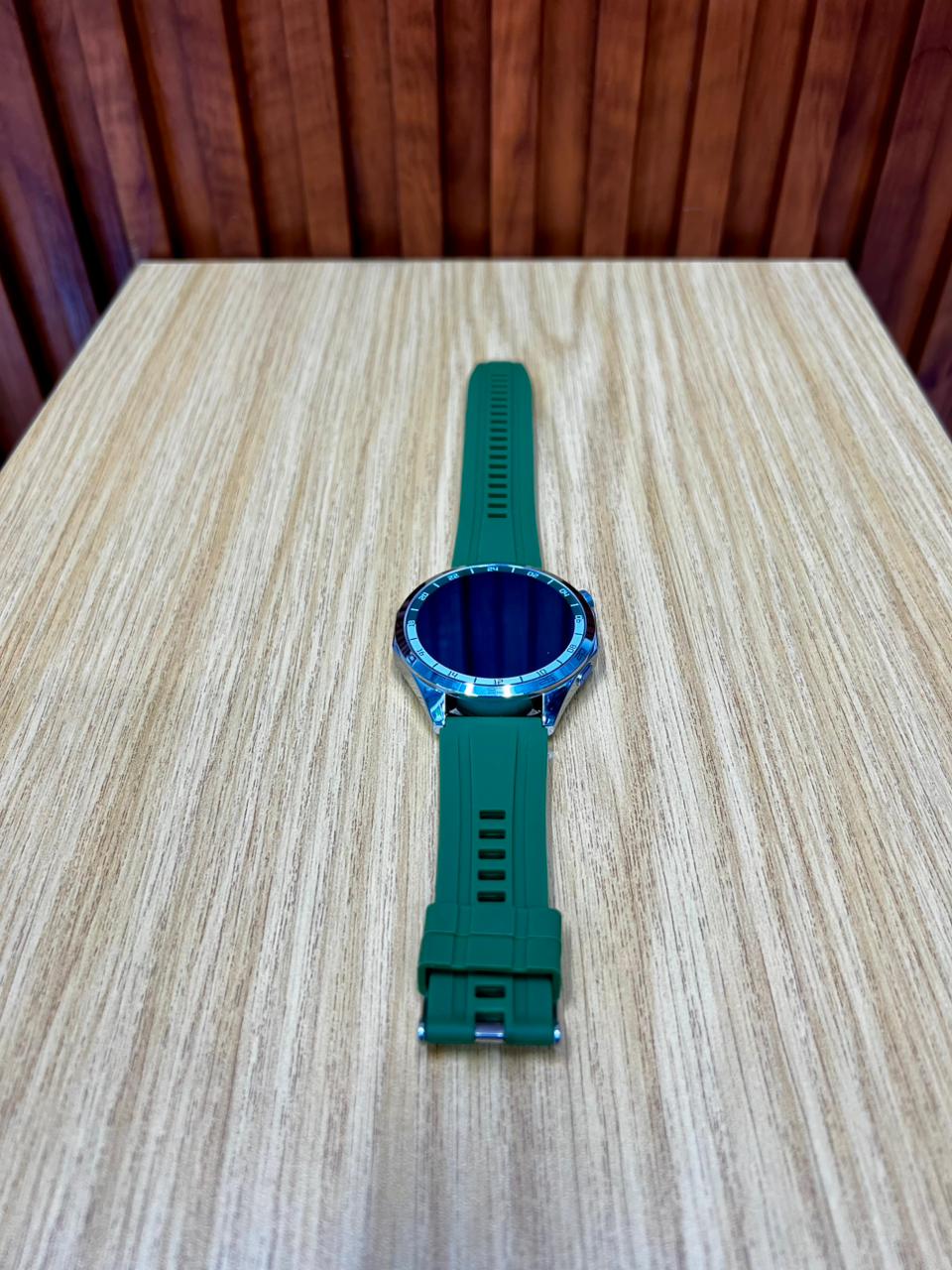 GT 4 MAX SMARTWATCH