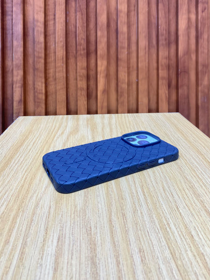 Joyroom JR-BP005 Magnetic protection Case Designed With Braided Design And Dirt Resistant Without Discoloration Fits Iphone14 Pro - Black