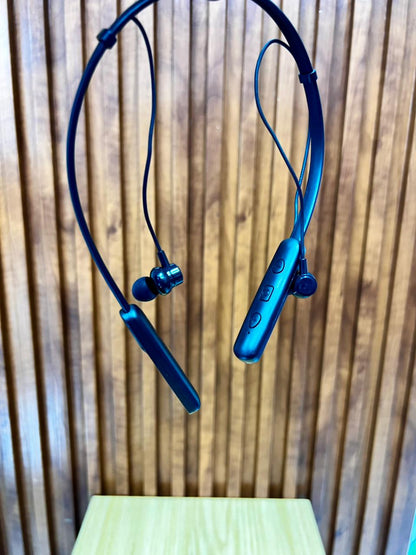 Aldeepo AD-BS02 Magnetic Wireless Sports Neckband