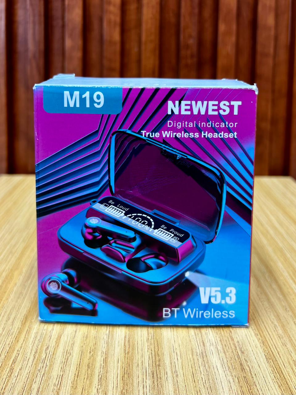 M19 TRUE WIRELESS HEADSET