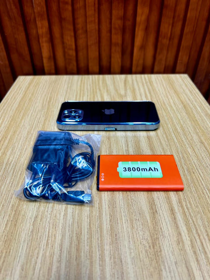 i15pro Tripple SIM (3 SIM) Feature Phone – 3800mAh Big Battery – Wireless FM – Black
